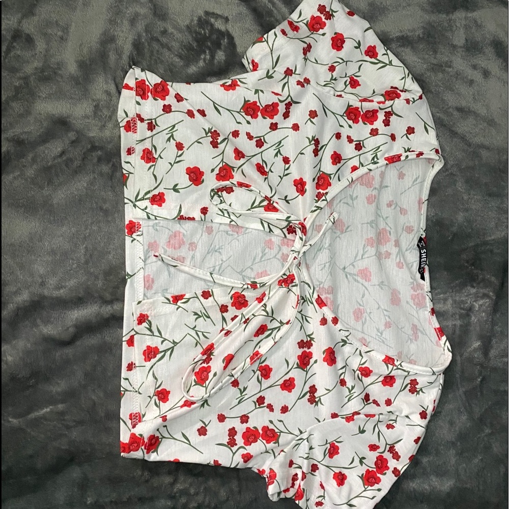 SHEIN CROP TOP